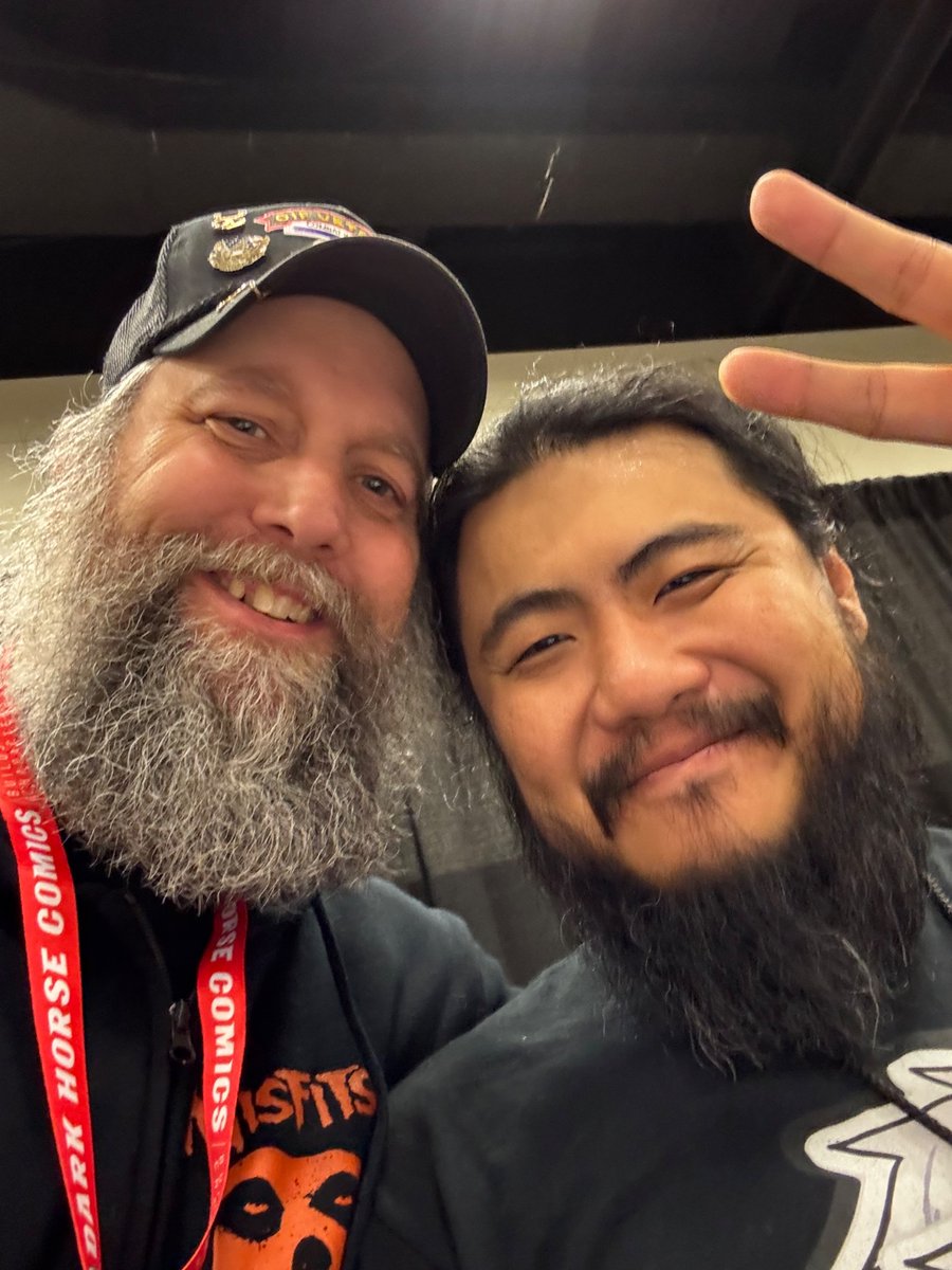 JamesSackett49's tweet photo. @KaijiTang and @MaryHellScream it was amazing seeing you today https://t.co/TwPyguK4Bj