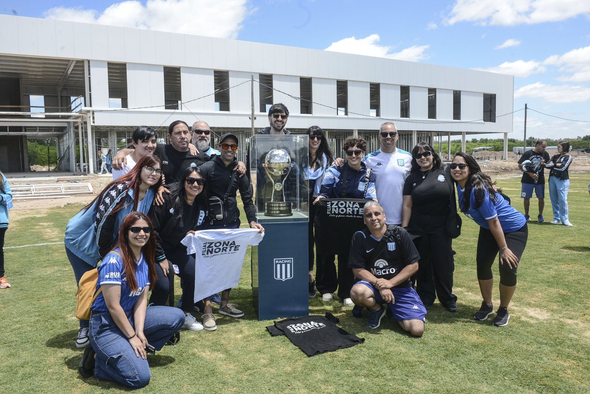 Christian Devia tweet media