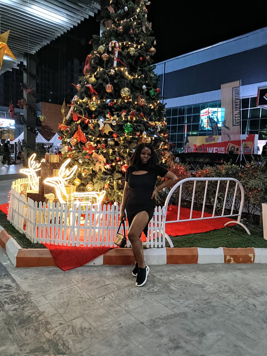 celine_amarachi's tweet image. 💖
Last night at #ElementHouse