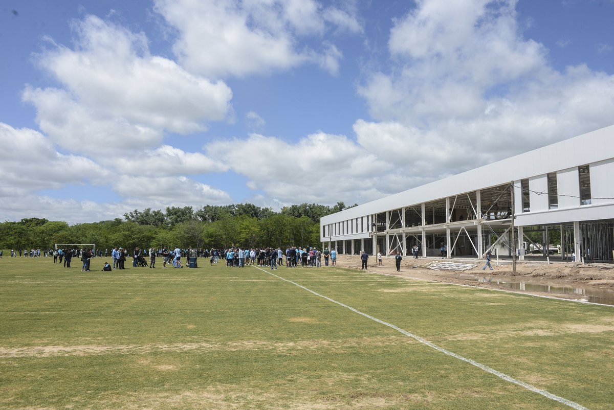 Christian Devia tweet media