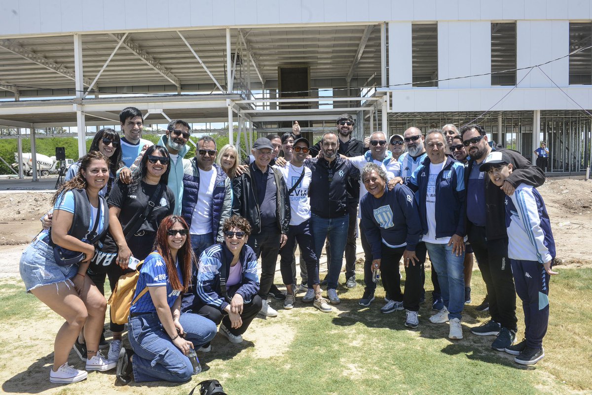 Christian Devia tweet media