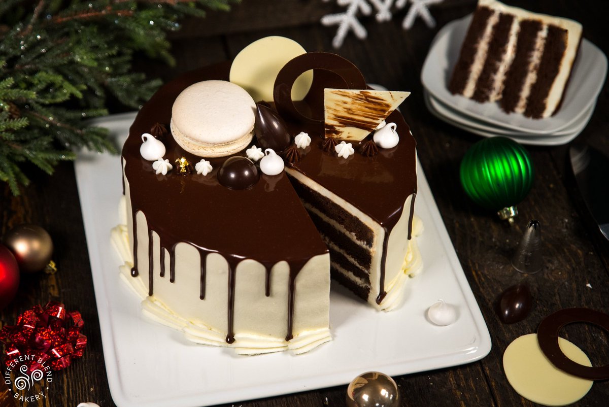 Different_Blend's tweet photo. Only 10 days left to order for Christmas! 

We have a limited number of Mousse &amp; Macaron Box Sets and Cannoli Cakes we cake make each year! Our cannoli cake is available only once a year! Place your order early! Don’t miss out!

Visit the link in our bio or call 518-355-3008 https://t.co/ZLsqUtQjhI