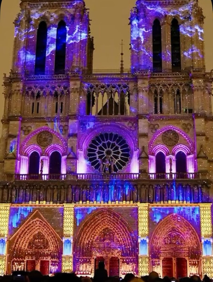 Notre Dame 🇫🇷
December 7, 2024