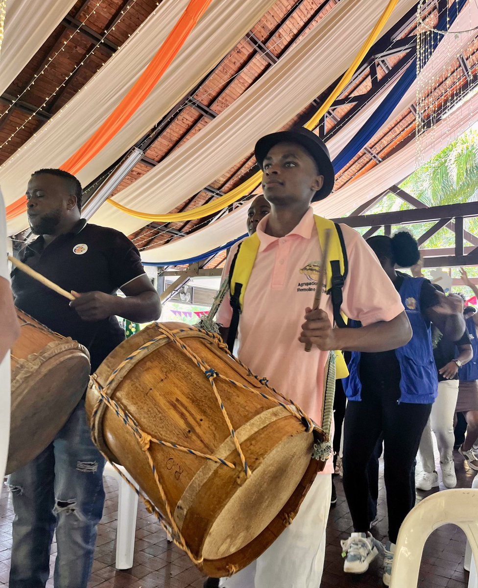 MisionONUCol's tweet image. A través de iniciativas como la formación musical y la creación de espacios emblemáticos como &quot;La Memoria Sonora por la Paz&quot;, el proyecto #EmpoderArtePorLaPaz fortaleció liderazgos juveniles, promoviendo la reconciliación y construcción de paz en el territorio.  🕊️🇨🇴