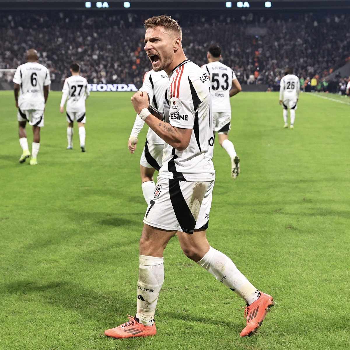 I promised you 🦅 

<a href="/Besiktas/">Beşiktaş JK</a>