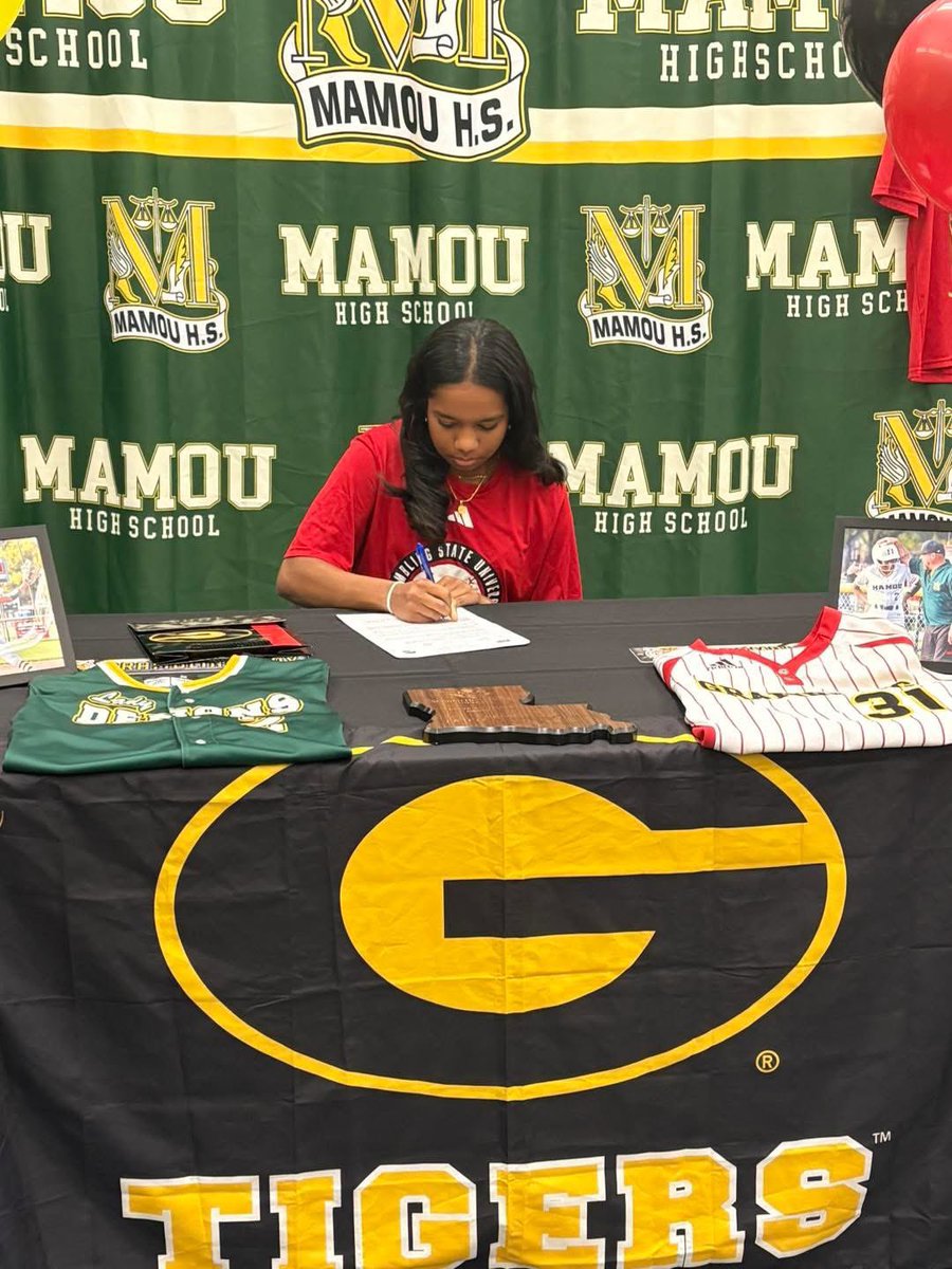 BulletAthl's tweet photo. Congratulations to Jaidan Richard for signing her national letter of intent to continue her education and play softball at Grambling State University!  #BulletStrong #BulletSoftball https://t.co/tzJpR4zH1I