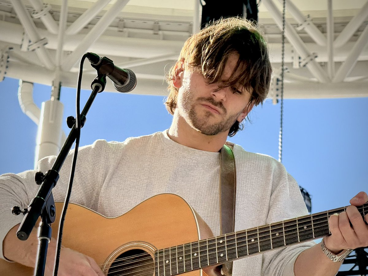 97xonair's tweet photo. The roads lead back to @JonahKagenβs set at #97XNBT! π Did you catch his set from the Achieva Credit Union Pit?
Presented by #CleanEarthSystems & @AchievaCU π https://t.co/ziHUwu0J6f