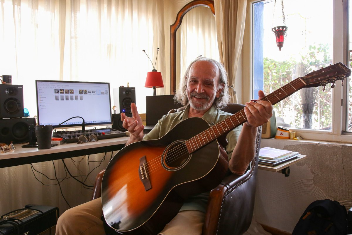 istanbul'un simgelerinden paşabahçe vapurunu yeni solo albümüne taşıyan taner ağabey ile paşabahçe'yi ve istanbul'un vapurlarının estetiğini konuştuk.

röportajı okumak için 👇
2yaka.org/taner-ongorun-…