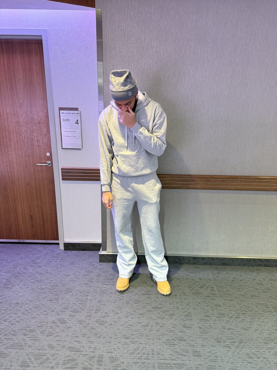 waanbrady's tweet photo. I’m turnin up my stash niggas worried bout turnin up they savage https://t.co/5FN0gTdmj9