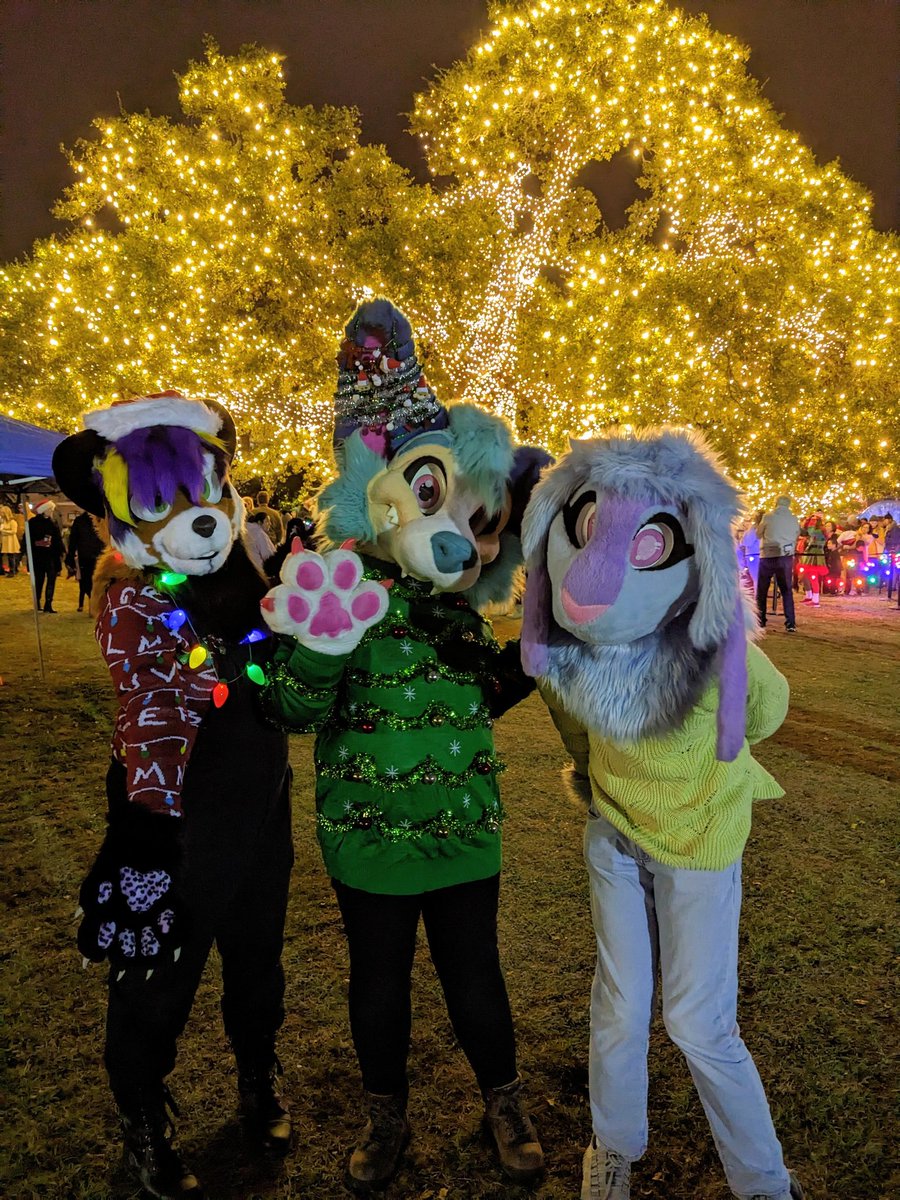 Christmas event with furiends! 🐶🎄