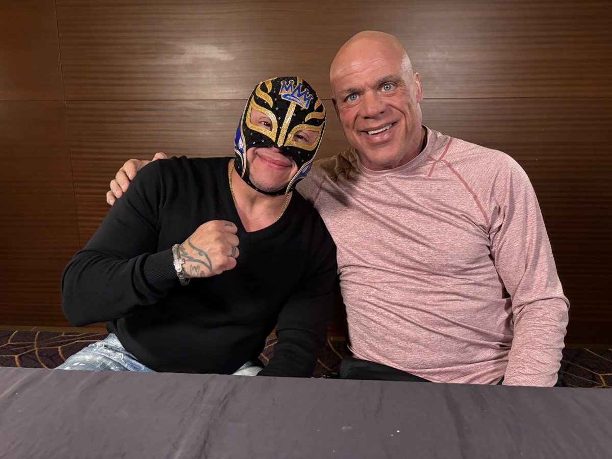 Hanging out with one of my favorite opponents of all time… <a href="/reymysterio/">♛Rey Mysterio❔</a>  Love ya Rey!