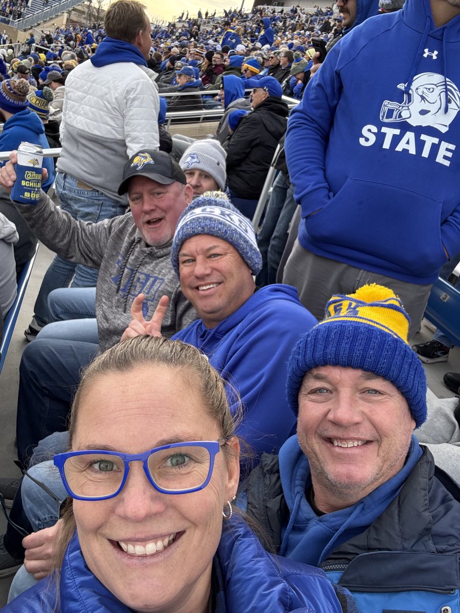 HuberErika's tweet photo. Great day to be a Jackrabbit! #GoJacks #NCAAPlayoffs https://t.co/H8fxwdXG8Y