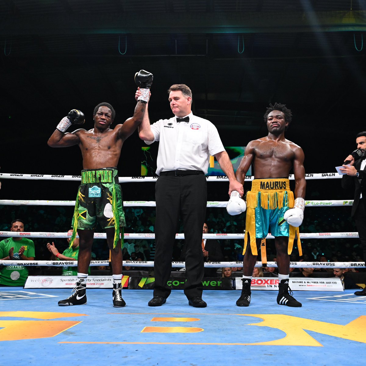 gbm_sports's tweet photo. Nyall Berry handled business 💼

#AStormIsComing | NOW | Canon Medical Arena, Sheffield | @DAZNBoxing https://t.co/hwyAcbozHy