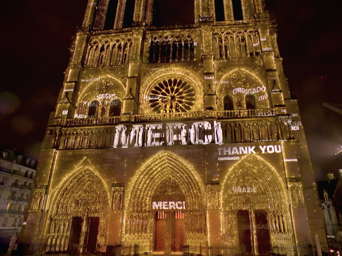 À nos sapeurs-pompiers et à l'ensemble des forces qui ont sauvé Notre-Dame.

À tous les artisans et aux compagnons qui l’ont rendue plus belle encore.

Aux mécènes et aux généreux donateurs du monde entier.

À tous ceux qui ont permis de tenir la promesse.