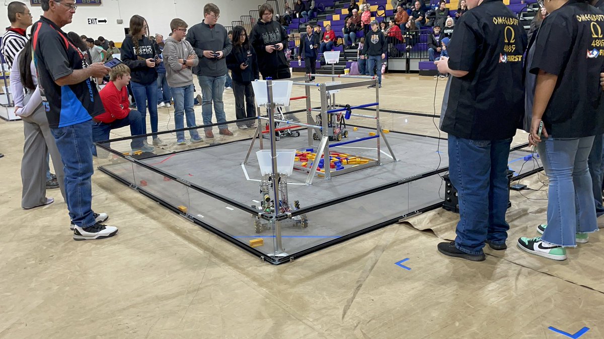 omegabotz's tweet photo. Pictures from our final matches! @Midland_ISD @Legacyrebels @MISDEdFnd @MISD_CTE @LHSmidland_FTC @FIRSTinTexas @FIRSTweets https://t.co/L5rwkKjGR7