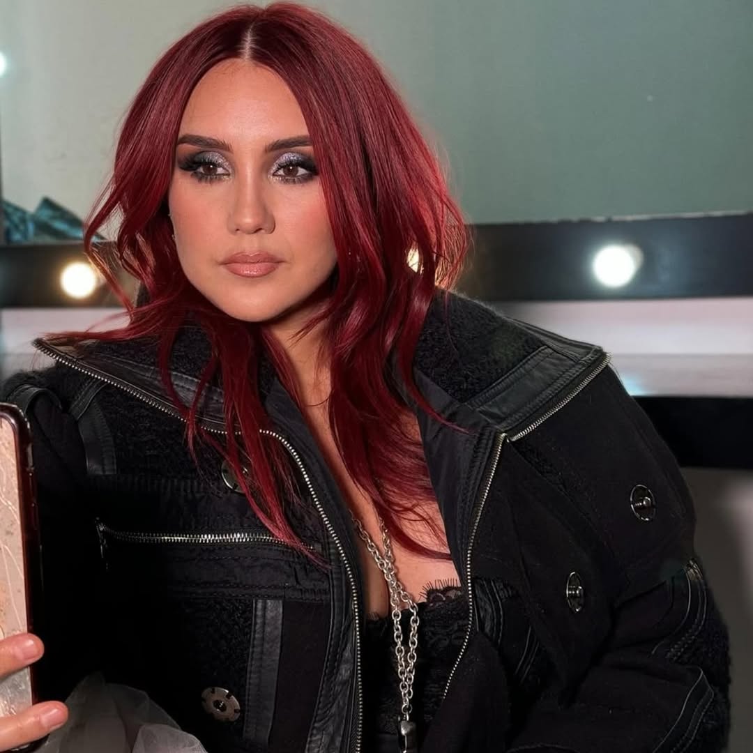 DulceMariaPTeam's tweet photo. 📷// @DulceMaria
.
#DulceMaria 🫶🤩💕🔥❣️
.
#NewsPost #DulceMaria #Perú #Instagram #DulceMariaWorldPeru #TeamDulceMPeru https://t.co/9Twkg9ZiCa