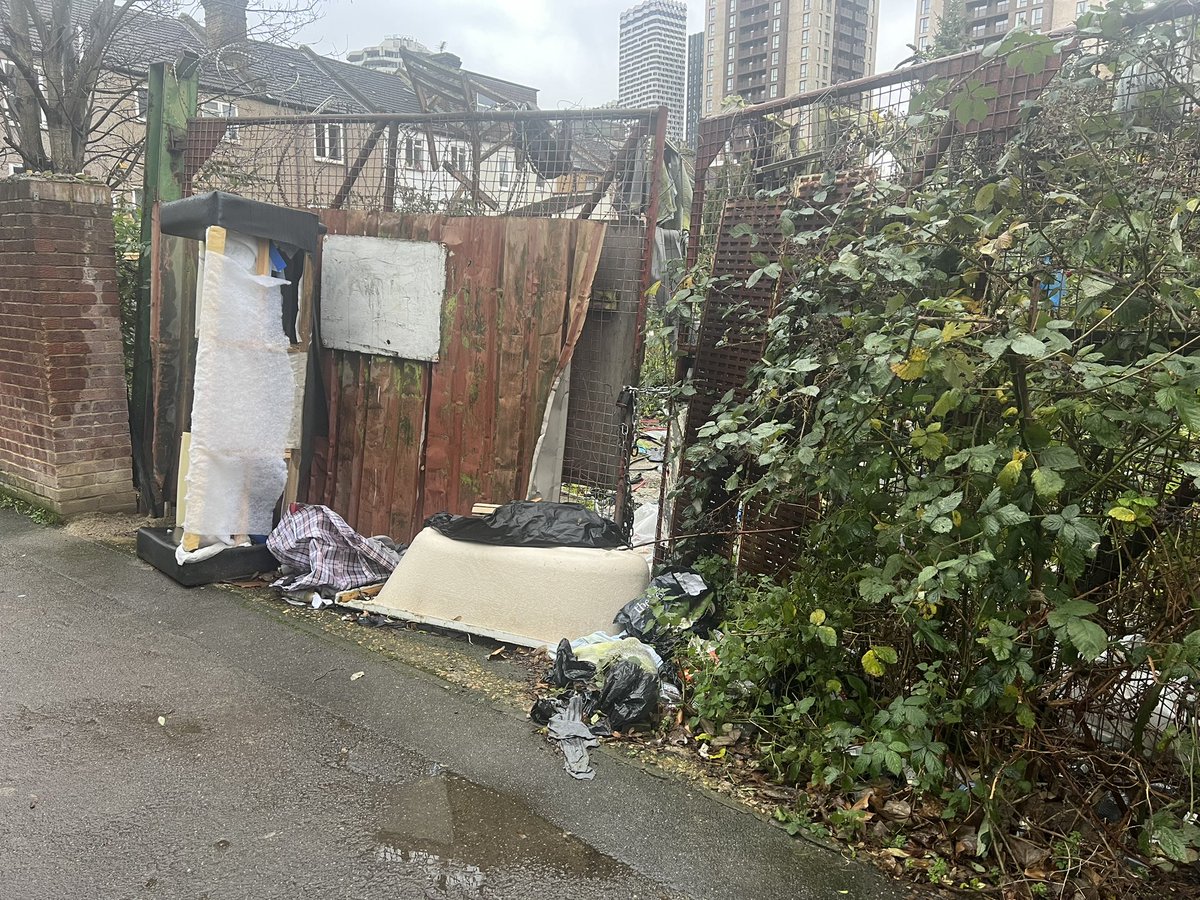 OvalRoad_NHW tweet media