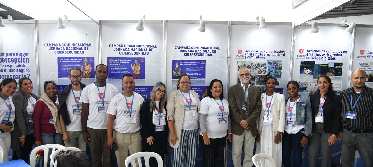 MayraArevich's tweet photo. #ICOM2024 fue un excelente evento para los profesionales de la información y la comunicación. Felicitamos al equipo del sistema de @MINCOMCuba por el stand y el programa de presentaciones dedicados a la #CiberseguridadParaTodos, eje estratégico de #CubaPorLaTransformaciónDigital https://t.co/j9lfLt1LLB