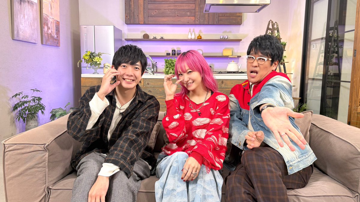 HaruLisaxx's tweet photo. 終わっちゃった〜🥲ここでしか見れない組み合わせとか聞けない事たくさんあったよね。良い番組でした!でも本当5年続いたのもすごい👏ありがとうROOMIC♬🥹
#ROOMIC
#LiSA https://t.co/srWqcZ3Quy
