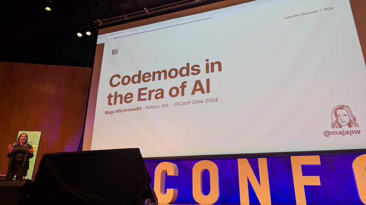 Now at the stage of <a href="/jsconfcl/">JSConf Chile — jsconf.cl</a> is <a href="/majapw/">Maja Wichrowska</a> with this amazing talk 🤩