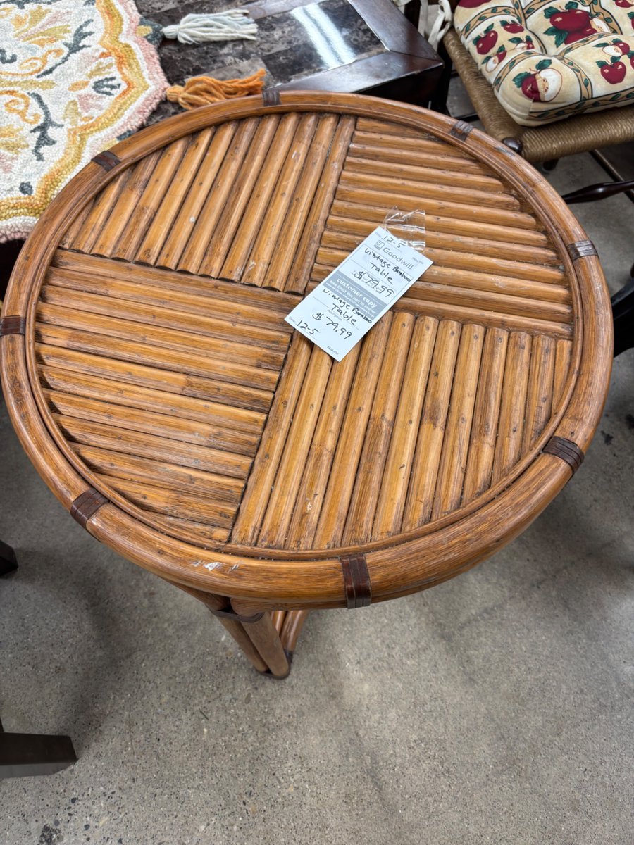 KatiEdwards5's tweet photo. @GoodwillIndy  $80 for a wobbly “vintage” table?? Seriously humble yourselves with all this FREE inventory. Disgusting. Will never donate at a goodwill again. “Good”will lol https://t.co/DFWvjTDc9V