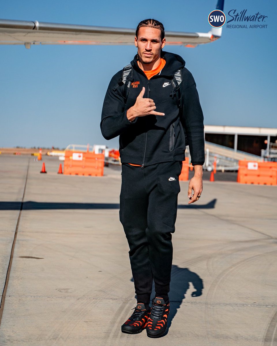 OSUMBB's tweet photo. Wheels up to South Orange 🤠 https://t.co/3GCk0fS4Jn