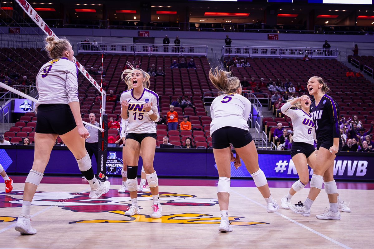 UNIVolleyball's tweet photo. Game Day Energy ‼️🤩

#EverLoyal #1UNI #UNIVB50 #NCAAVB https://t.co/V46SHWm7eX