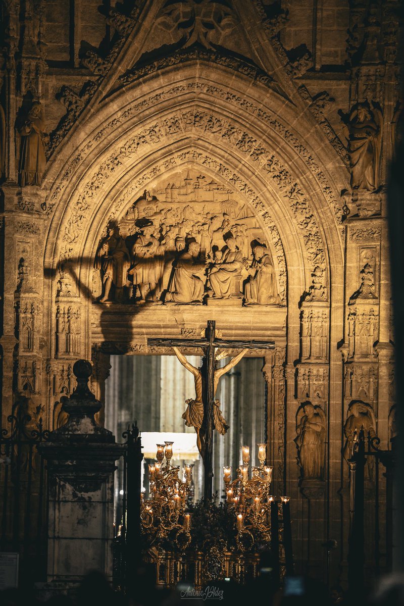 Impresionante esta fotografía. Por <a href="/AntonioJHM94/">Antonio J Hernández</a> 

#MagnaSevilla
