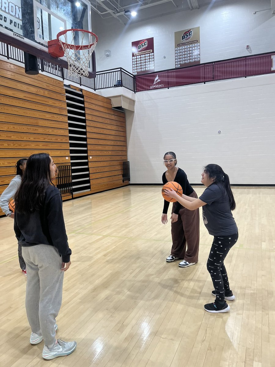 Lady Broncos Basketball (@lbroncosbball) on Twitter photo Took a little time this week to give back by helping with Toys for Tots and teaching our fellow peers the game of basketball that we are blessed to play. Thank you to both organizations for having us. <a href="/Bwoodsports/">Brookwood Athletics</a> Took a little time this week to give back by helping with Toys for Tots and teaching our fellow peers the game of basketball that we are blessed to play. Thank you to both organizations for having us. <a href="/Bwoodsports/">Brookwood Athletics</a>