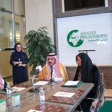 اجتماع مثمر في #مؤسسة_الوليد_للإنسانية لمناقشة المشاريع المستقبلية التي تساهم في تحقيق التنمية المستدامة وتحسين حياة المجتمعات حول العالم. #الوليد_للإنسانية #AlwaleedPhilanthropies
#مر_مطل #الهلال_الرايد