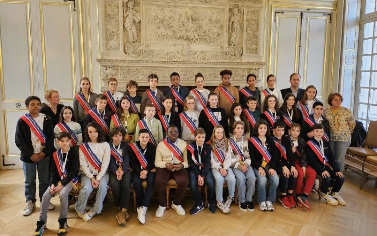 VincVerstraete's tweet photo. Félicitations à Andréas FAVRE-D’ANNE, élève au collège Saint-André.  
Elu nouveau président du Conseil Départemental des Jeunes. 

￼￼￼81 collégiens marnais vont porter des projets liés aux compétences du CD51
- Sport
- Insertion
- Grand Âge/Handicap

Fier de notre jeunesse ! https://t.co/G0n2bK5qNO