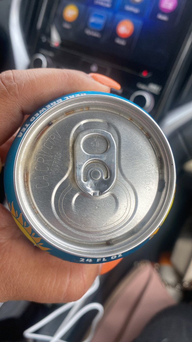 4eva_Precious's tweet photo. @bucees really disappointed. Went to open my drink to find mold on it. https://t.co/QHbOdbPpcV