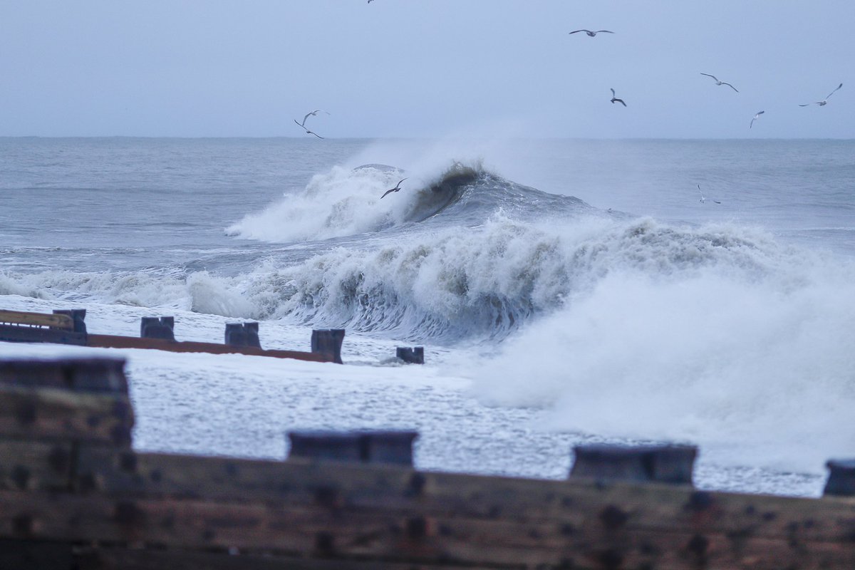 JamesOJagger's tweet photo. Storm Darragh highlights reel #jamesjaggerphotography #foryoupage #StormDarragh #AlamyLiveNews #fyp #stormchasing #stormchase #namedstorm #foryou #alamy https://t.co/UU9rekgwOZ