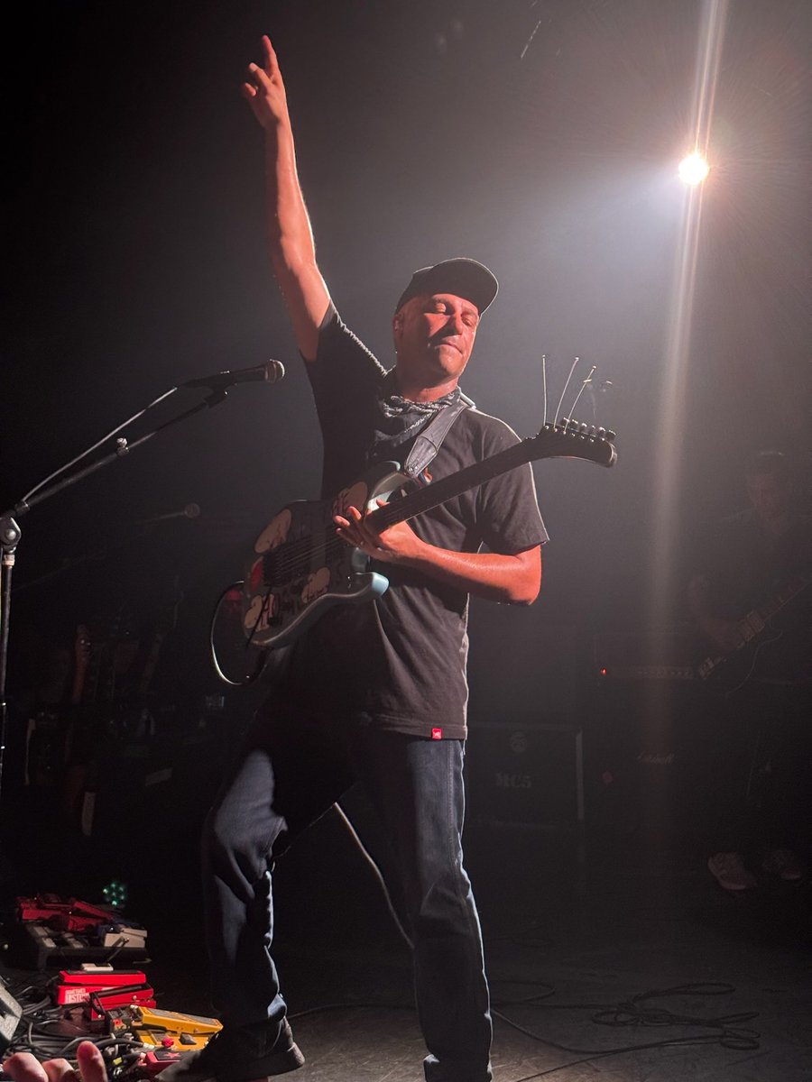 Check out my review of Tom Morello’s show at The Roxy 12/5