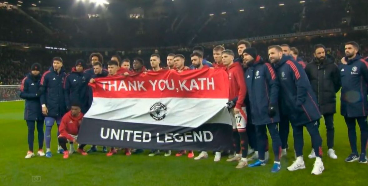 Fantastic respectful send of for Kath today <a href="/ManUtd/">Manchester United</a> something she would have been proud of.