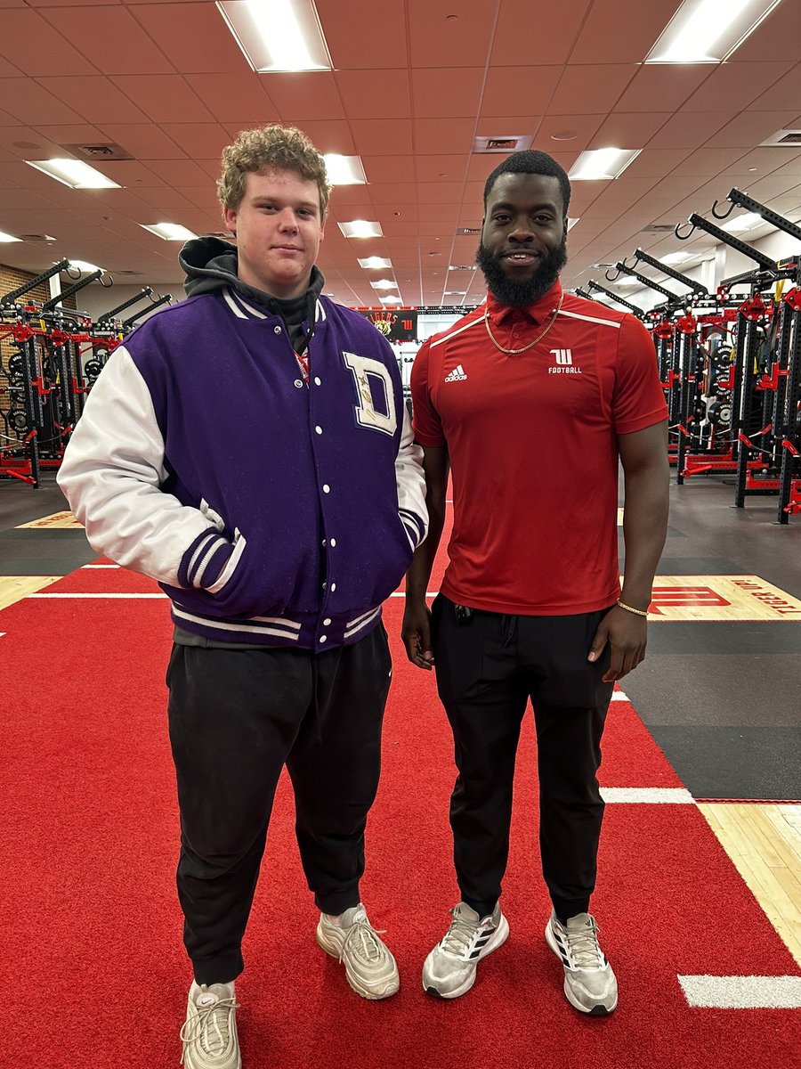 Kean Van Syckle (@sycklekean) on Twitter photo After an awesome visit with <a href="/WittFootball/">Wittenberg Football</a> I am truly blessed to received my first official offer. Huge thanks to the coaching staff for a great visit. 🐅🆙
<a href="/JimCollins_FB/">Jim Collins</a> <a href="/cdavie51/">Clay Davie</a> <a href="/Coach_AMoore/">Allan Moore</a> <a href="/roblanders96/">Robert Landers</a> <a href="/SFDAthletics/">SFD Athletics</a> <a href="/FootballSFD/">DeSales Football</a> After an awesome visit with <a href="/WittFootball/">Wittenberg Football</a> I am truly blessed to received my first official offer. Huge thanks to the coaching staff for a great visit. 🐅🆙
<a href="/JimCollins_FB/">Jim Collins</a> <a href="/cdavie51/">Clay Davie</a> <a href="/Coach_AMoore/">Allan Moore</a> <a href="/roblanders96/">Robert Landers</a> <a href="/SFDAthletics/">SFD Athletics</a> <a href="/FootballSFD/">DeSales Football</a>