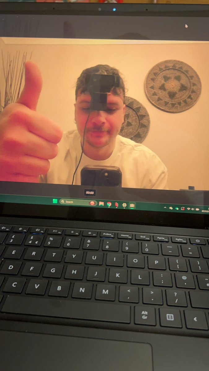 BigLockTimolock's tweet image. IRL PC uppies (the band snapped within 2 minutes)