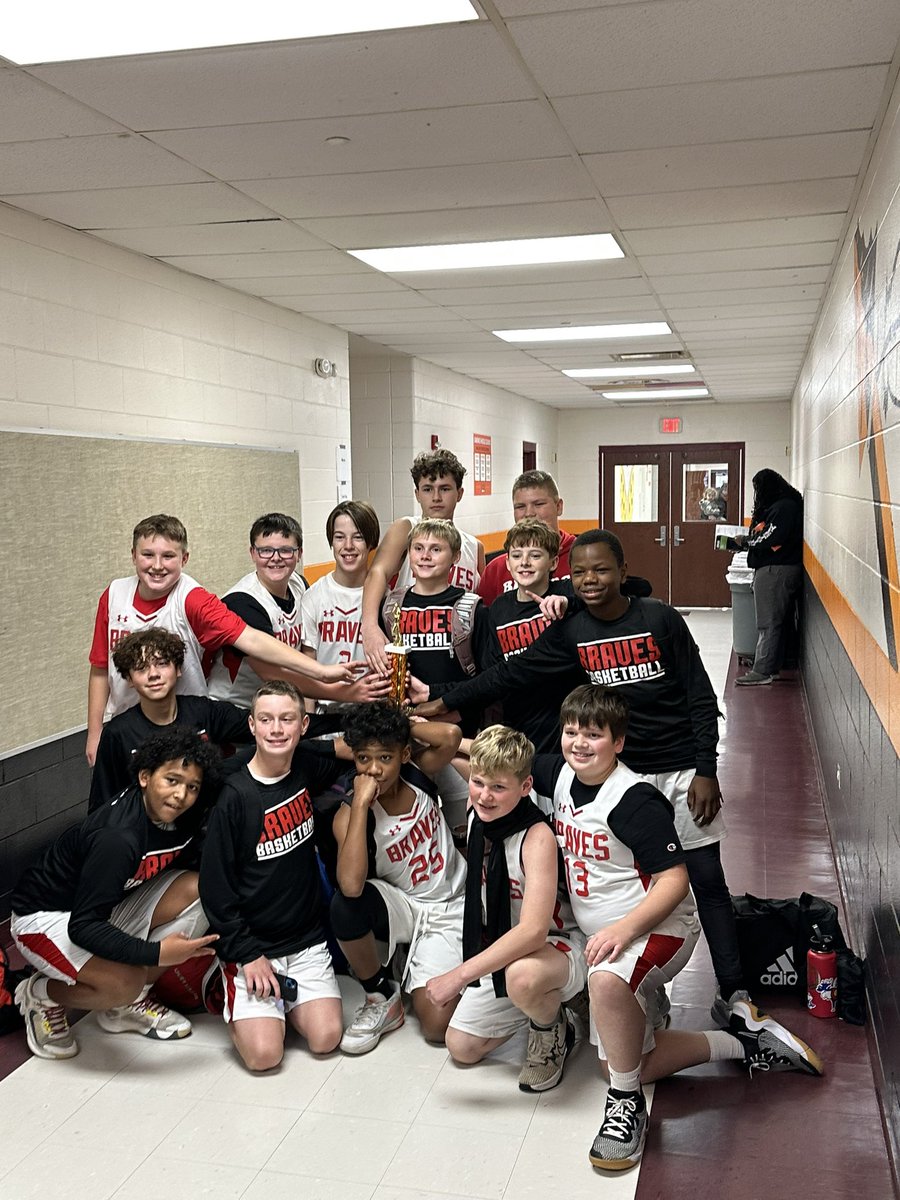 MGSBBB54's tweet photo. Congrats to our 7th grade boys on winning the Consolation Championship at the Sandwich Invite Tournament winning by 1 point in an OT thriller! Lets keep the momentum going into next week🔥 https://t.co/gbX814iOkt