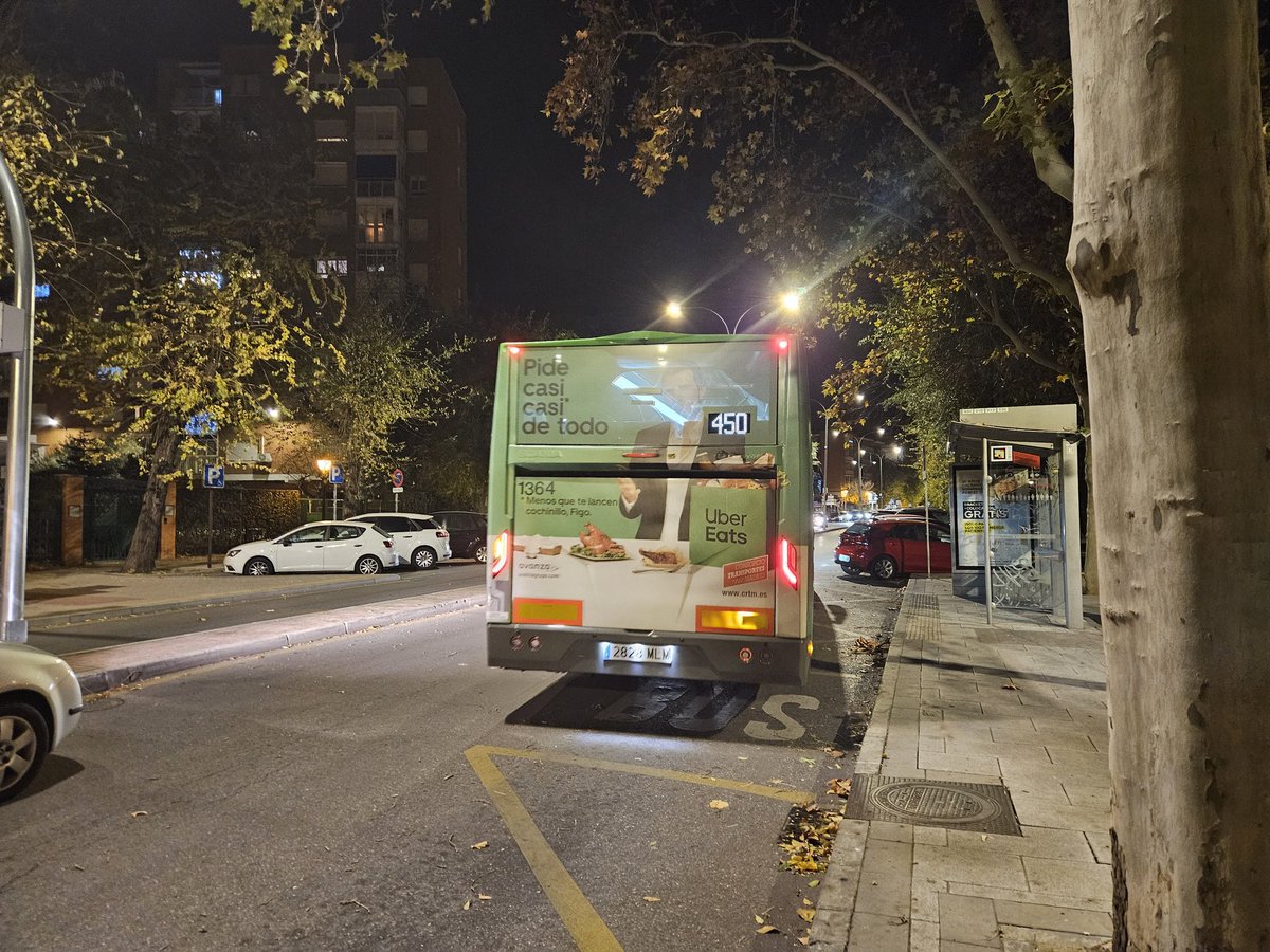 Josesiete4's tweet photo. @AytoAlcorcon Conducción temeraria conductor Blas y Cía, L450 "saltándose"🚦 en paso peatones c/ polvoranca para parar 20m después y salir pitando de nuevo, por un palmo no nos ha atropellado, tanta cámara en Alcorcón menos dd deben
@PoliciaAlcorcon @alcorconhoy @VecinosAlcorcon https://t.co/WvJ0D3JUfx