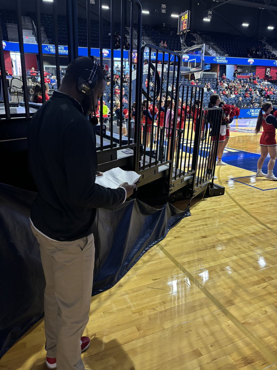 CoachCam18's tweet photo. Si vous aimez ce que vous faites, le succès sera vôtre - “ When you love what you do, success will be yours”. #Game9of20 #KAAMILS https://t.co/DVKo9lWfKi