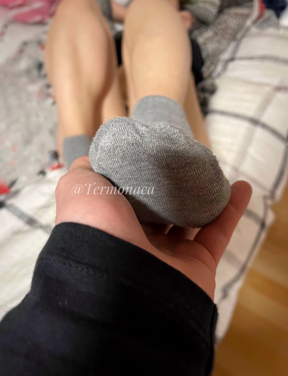 𝕋𝔼ℝ𝕄𝕆ℕ𝔸ℂ𝔸 tweet media