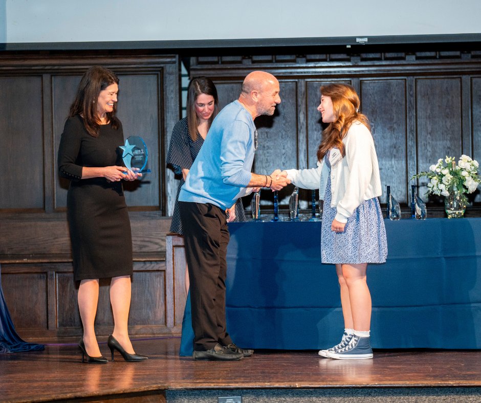 BBBCentralOhio's tweet photo. 🎓✨ Celebrating Integrity and Leadership! ✨🎓
At BBB's Toast to Trusted Leaders, we were honored to recognize the incredible recipients of the Student of Integrity Award! These inspiring high school seniors embody ethical leadership, community service, and academic excellen ... https://t.co/EAVQmPlOFP
