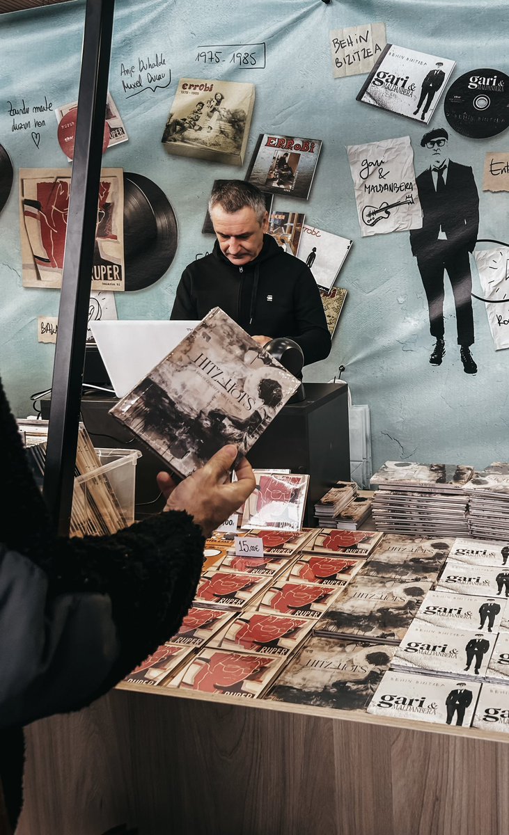 nitaia_photo tweet media