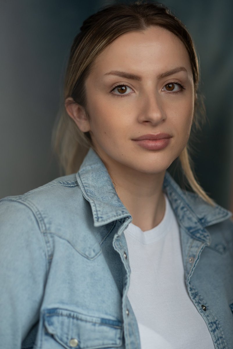 Emma Anderson tweet media