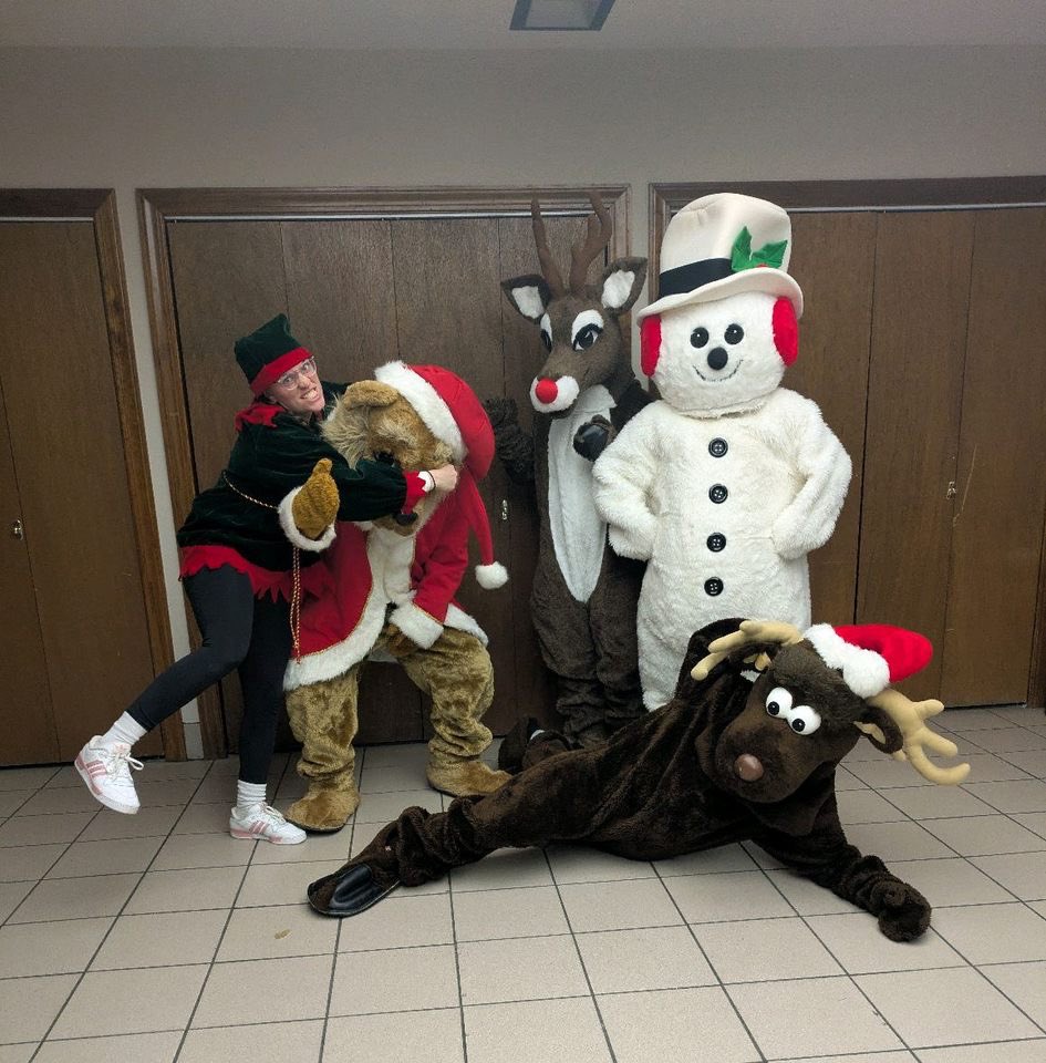 Some of our Eagles got into the holiday spirit and volunteered with the City of Tallahassee for their winter festival today! #leavealegacy