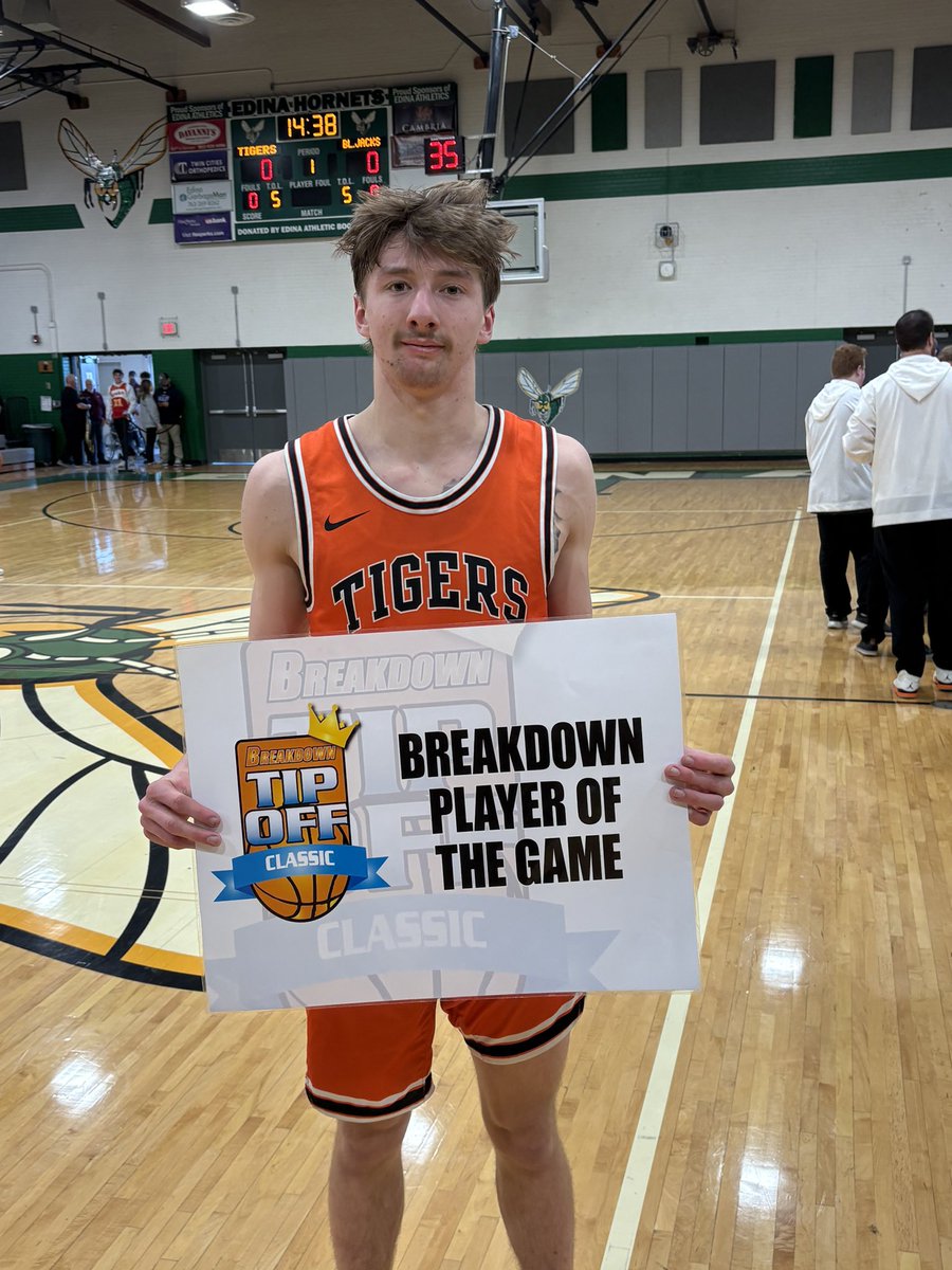 Player of the Game: Noah Sundquist - 19 points, 10 rebounds in #1 Cherry’s 70-64 win over #2 Dawson Boyd.