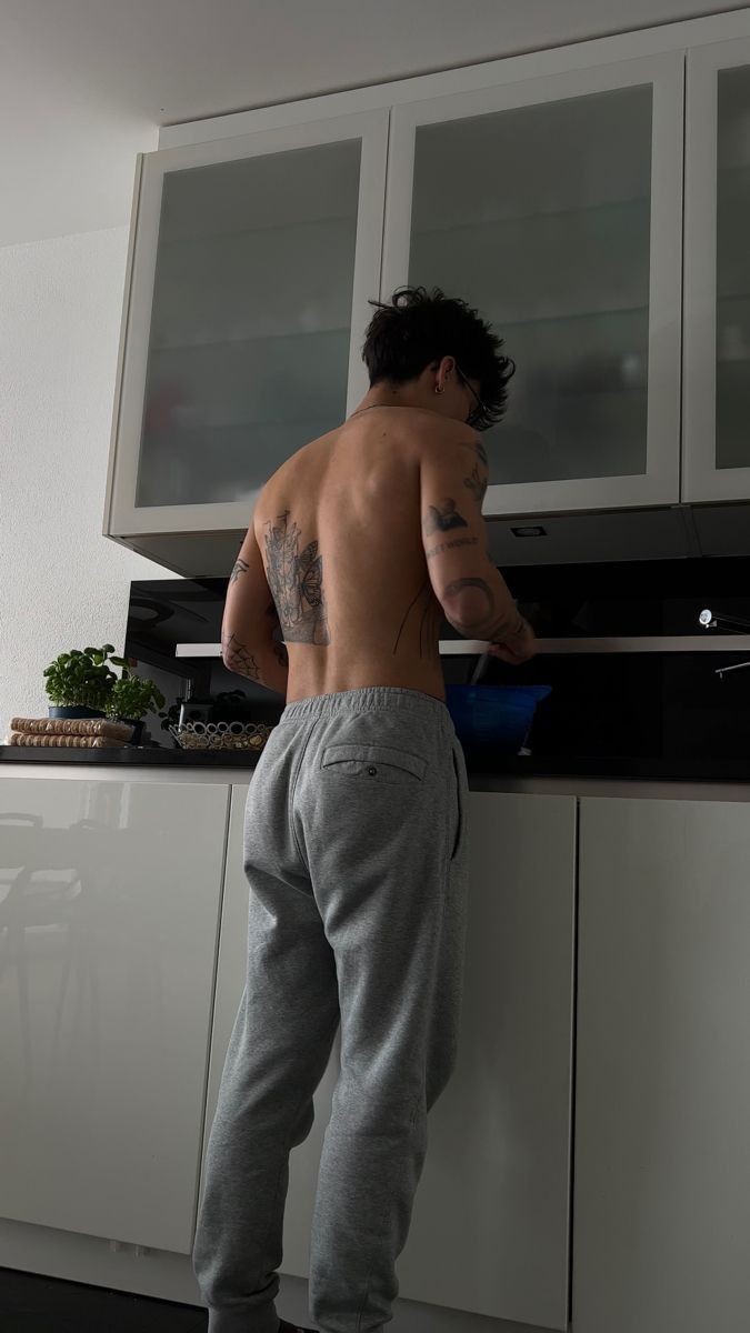 H3LLDEV1L's tweet image. ————— 📷