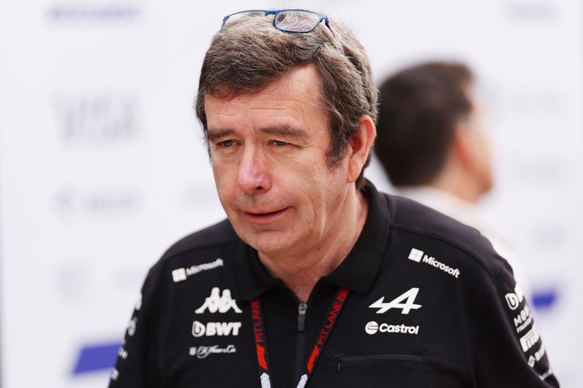 KKtoine's tweet photo. @AlpineF1Team Somebody's missing in that dream team https://t.co/IS8lpC4sOs