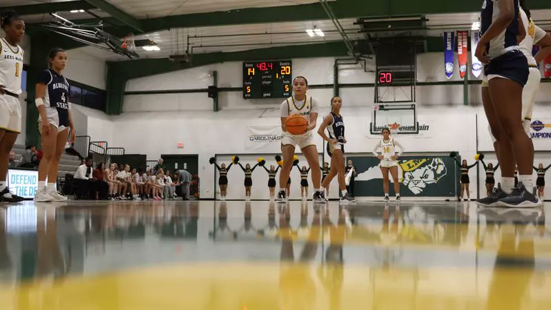 Aleysha Hill buried a three-pointer at the buzzer as <a href="/LMCBobcatsWBB/">Lees-McRae Women’s Basketball</a> defeated Southern Wesleyan, 80-77, in Conference Carolinas action on Saturday afternoon. Read more ⬇️ 

📰➡️tinyurl.com/mr2zzds5

#BEmore | #GoBobcats