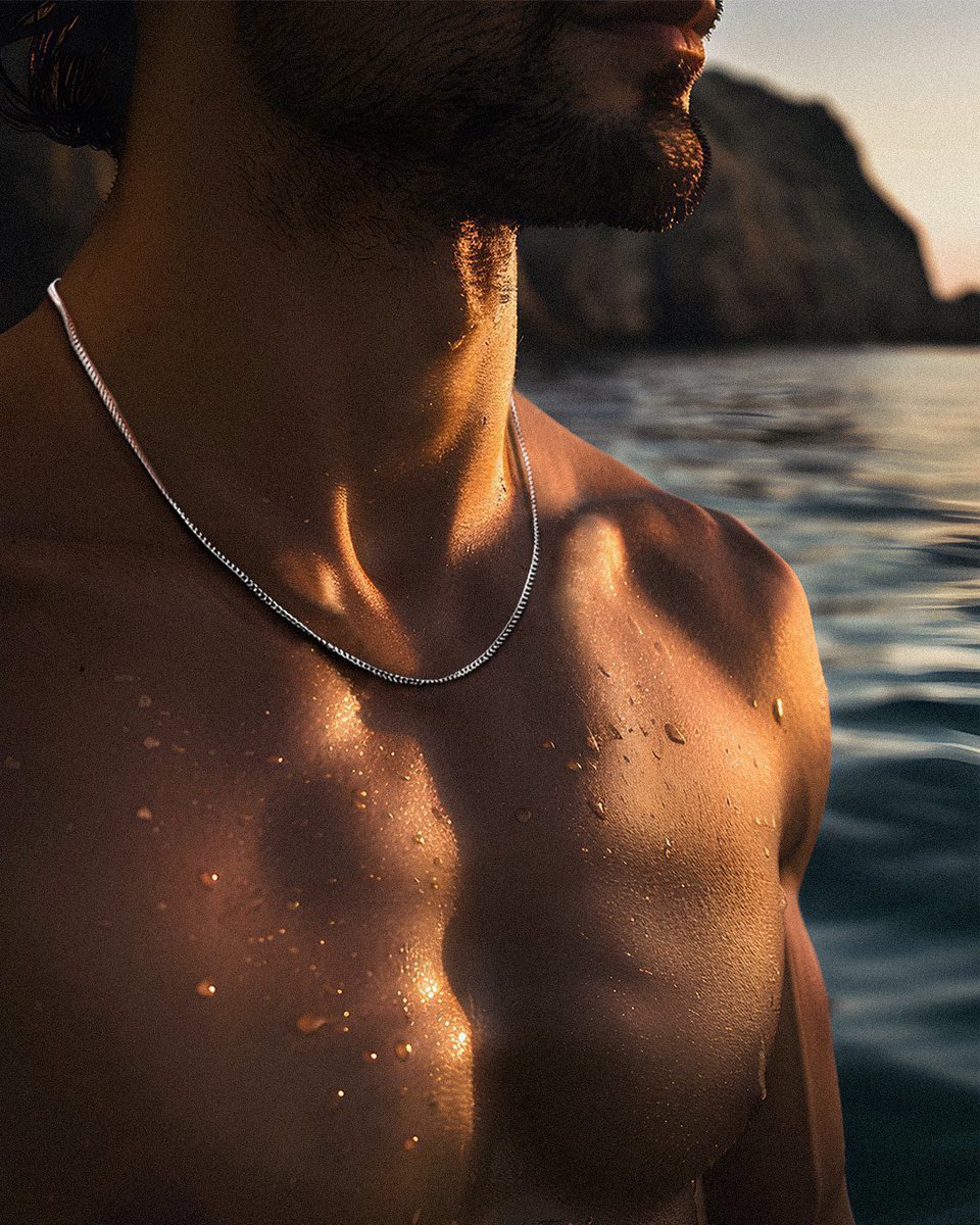 thetokfather's tweet image. Okay guys, this is what you’ve been waiting for. 

My course on how to create stunning AI content is LIVE again. 

80% off, 48hrs only, first in first served. 

Repost + Reply ‘AI’ and I’ll send you the link, must be following me to receive🔥